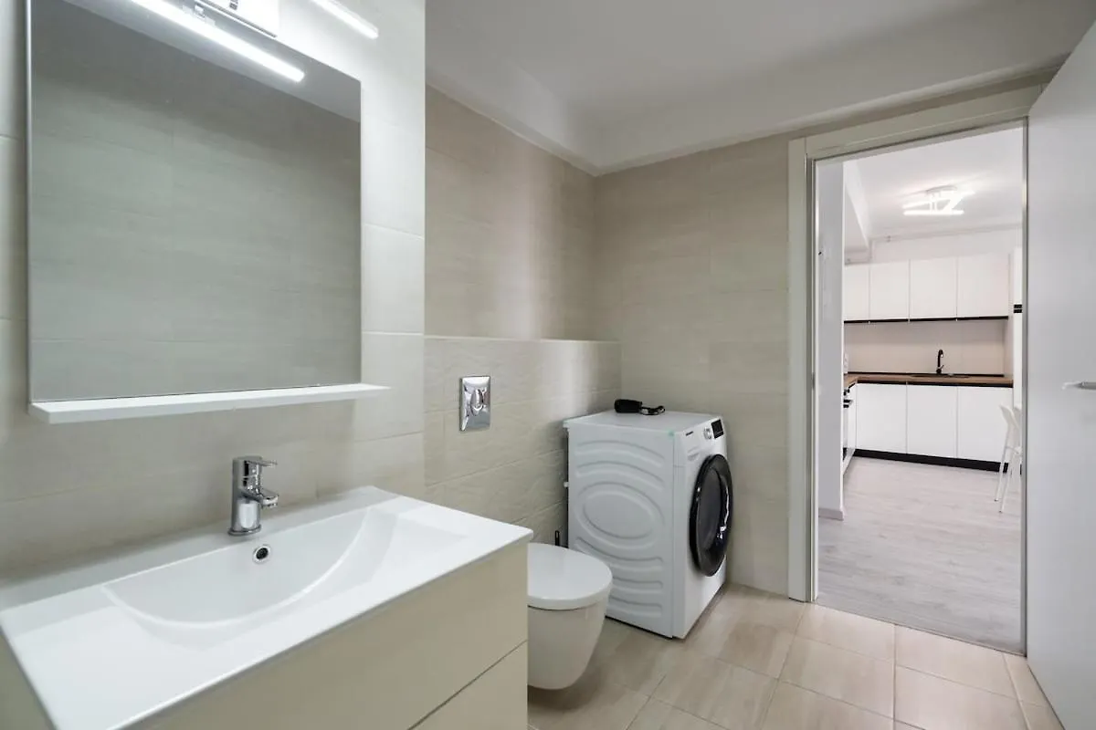 Rose Residence 1-1Br Apt-Parking Voluntari Romania