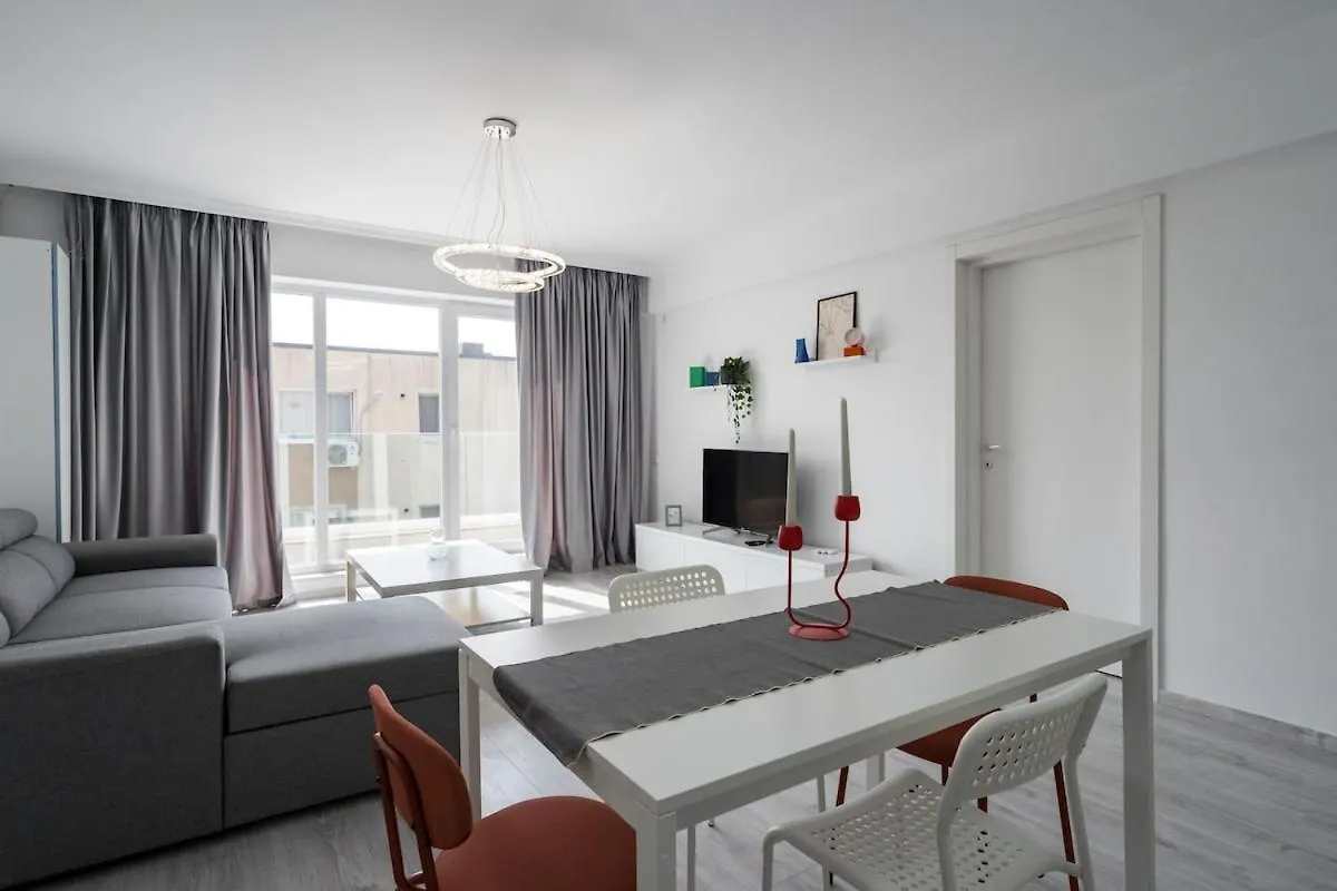 Rose Residence 1-1Br Apt-Parking Voluntari Apartment